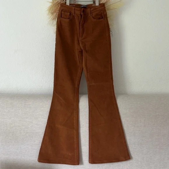 DL1961 Rachel Instasculpt High Rise Corduroy Flare Jeans 70s Style Marigold - Picture 3 of 8
